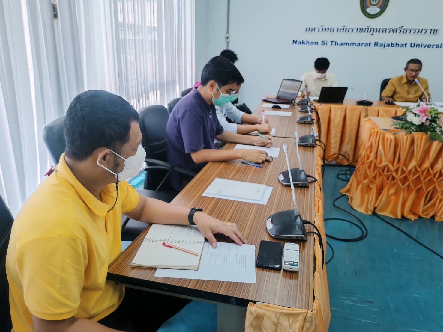 ร่วมประชุมกับคณะกรรมการนำเสนอวัดพระธาตุ วรมหาวิหาร จังหวัดนครศรีธรรมราช เพื่อขึ้นบัญชีเป็นมรดกโลก